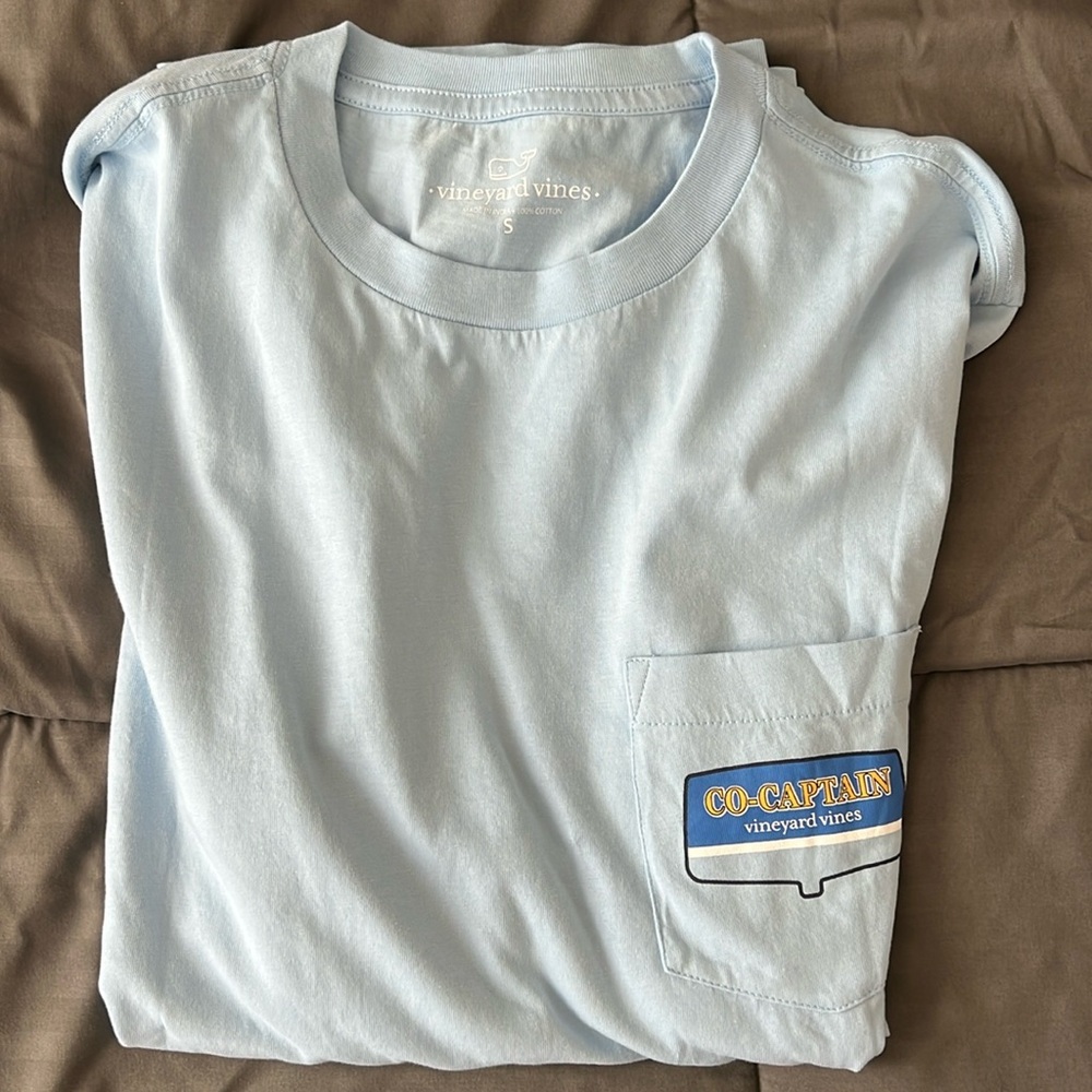 Brand new men’s vineyard vines longsleeve (small)